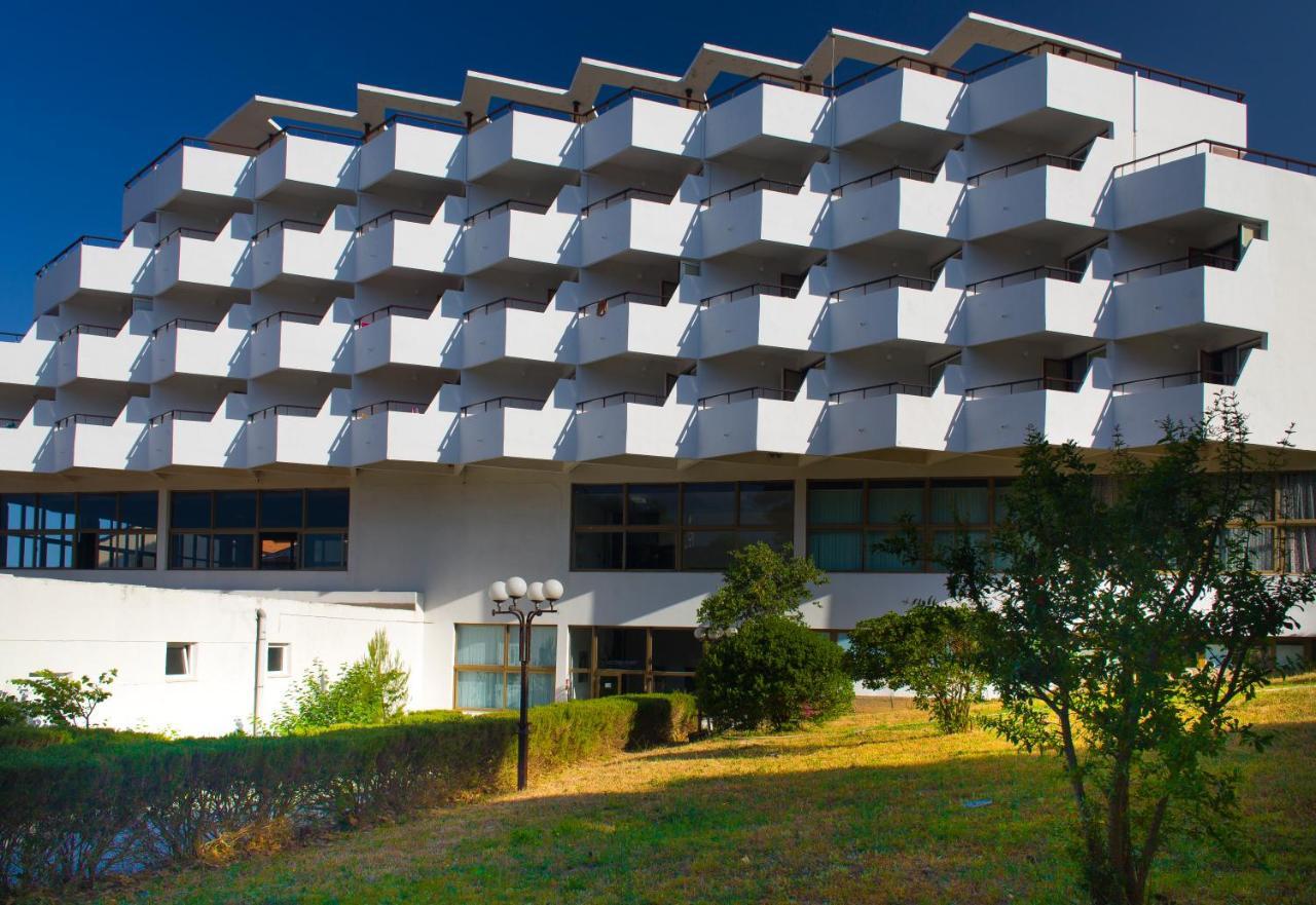 Hotel Laguna Gradac  Extérieur photo